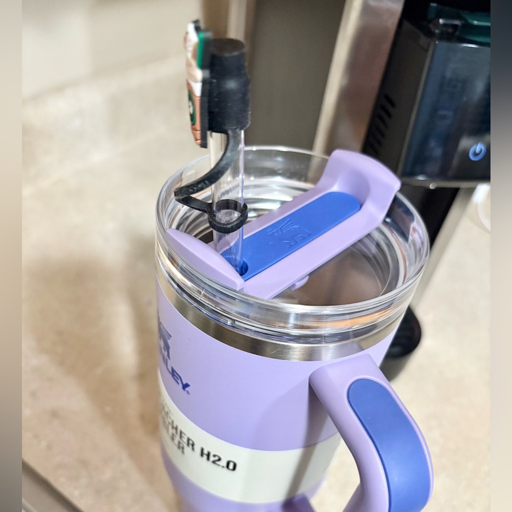 Stanley Quencher Tumbler Lavender 40oz - Picture 7 of 7